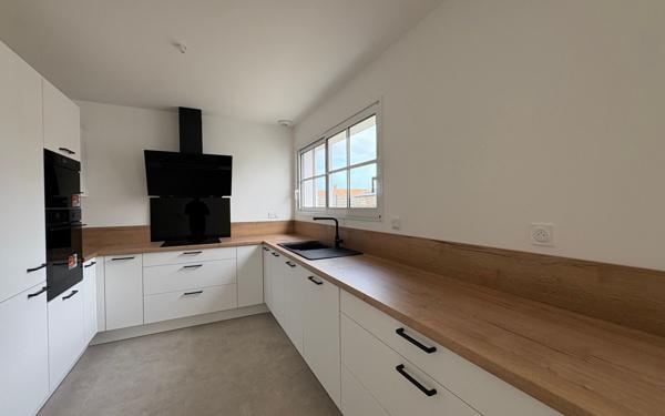 Maison à vendre    4 pièces •  Saint-Pierre-d'Oléron