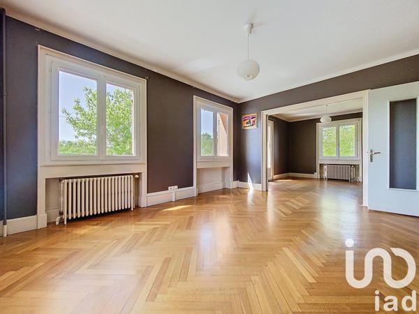 Maison 5 pièces de 133 m² à La Clayette (71800)