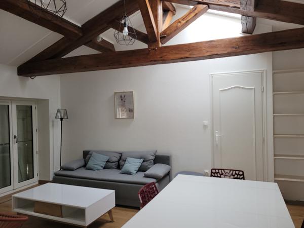 POITIERS Centre ville T2 meublé de 41.80 m² avec parking