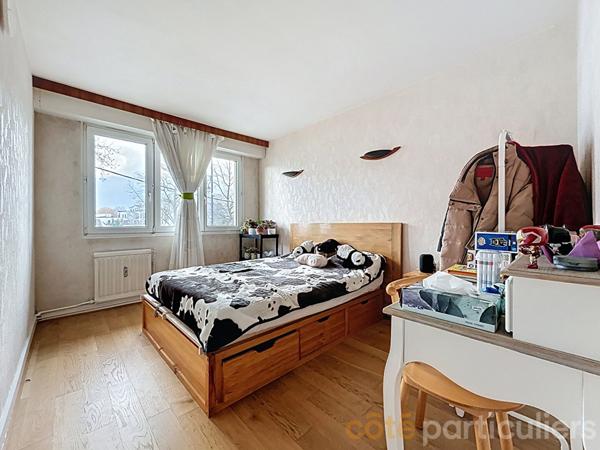 Vente Appartement93,06 m² - 4 Pièces - SAINT MAUR DES FOSSES (94210)