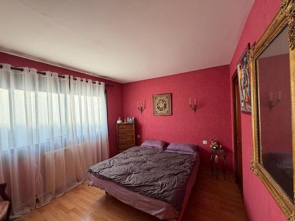 Le cabinet Mélé vous présente cette maison sur le secteur de Latresne. , Camblanes et meynac Le cabinet Mélé vous présente cette maison sur le secteur de Latresne. , Camblanes et meynac