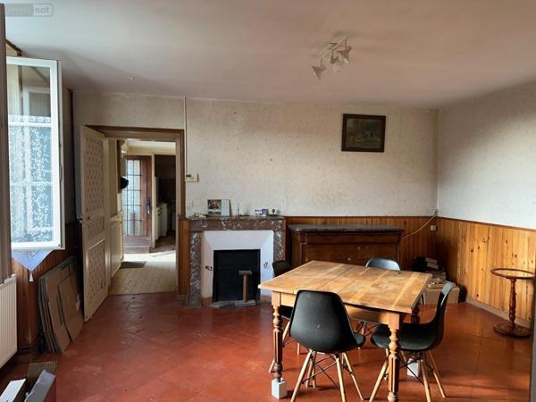 Fermette à vendre à Chinon dans l'Indre-et-Loire (37500), ref : 37049-106