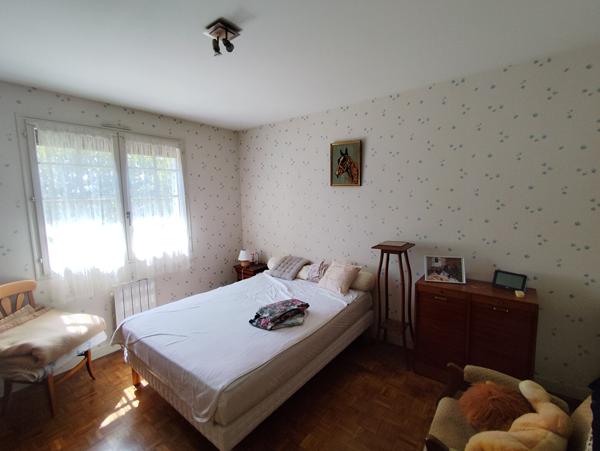 Maison sur sous-sol proche commerces