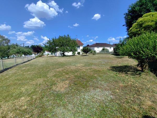 Maison sur sous-sol proche commerces