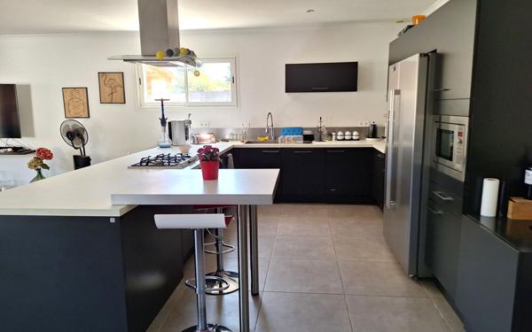 Maison à vendre    5 pièces •  Beaucaire