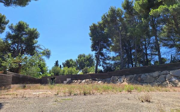 Maison à vendre    5 pièces •  Beaucaire