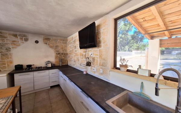 Maison à vendre    5 pièces •  Beaucaire