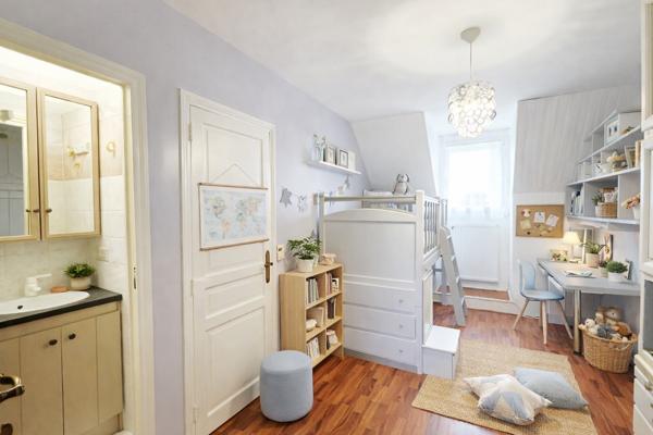 Maison 8 pièces - 200 m² Exclusivité efficity