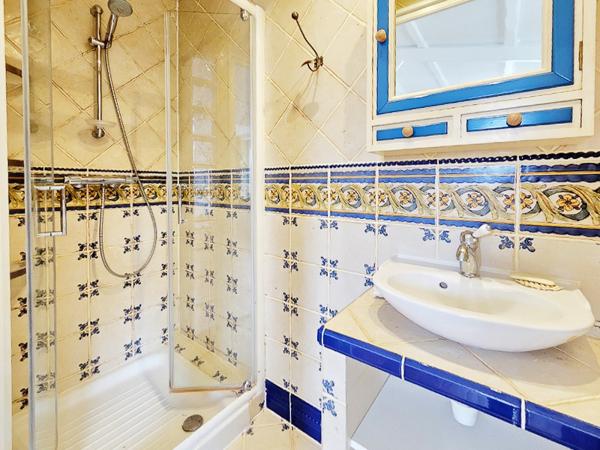 Maison 8 pièces - 200 m² Exclusivité efficity