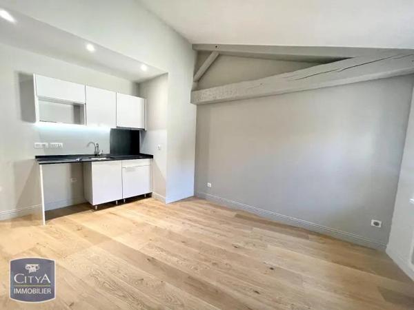Appartement à louer 2 pièces 37.78m² Narbonne (11100)
