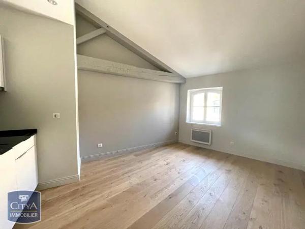 Appartement à louer 2 pièces 37.78m² Narbonne (11100)