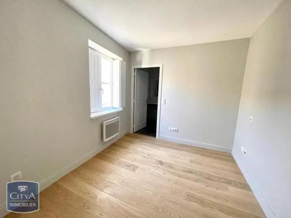 Appartement à louer 2 pièces 37.78m² Narbonne (11100)