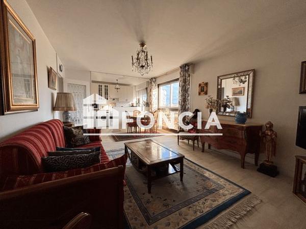 À vendre Appartement 2 pièces 54.12 m² - Paris 75019