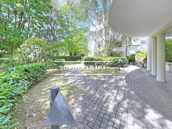 Appartement
         1 pièce
        - 35 m² Exclusivité 267 000 € *
