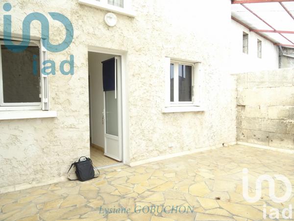 Immeuble à vendre 280 m² Sainte-Croix-de-Mareuil