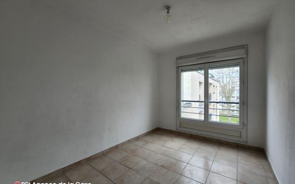 Appartement à vendre    4 pièces • 70,01 m2 Aulnay-sous-Bois