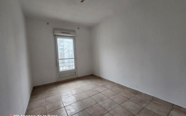 Appartement à vendre    4 pièces • 70,01 m2 Aulnay-sous-Bois