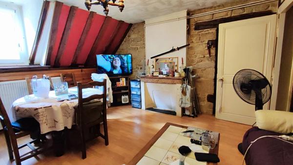 Grand Appartement 2 pièces DIJON Centre - A rénover