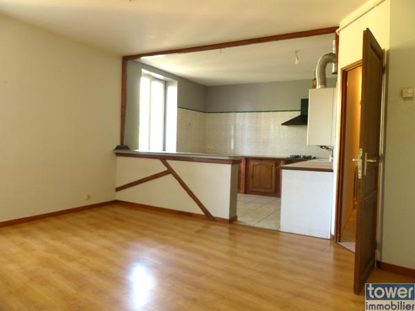 Appartement
                                                                                                                                                                                                                                                                                                                        3 pièce(s)                                                                                                                                                                                                          2 chambre(s)                                                                                                                                                                                                          71  m²