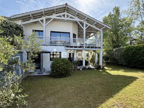 Maison
         5 pièces
        - 126 m² Bien prestige