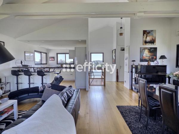 Maison
         5 pièces
        - 126 m² Bien prestige