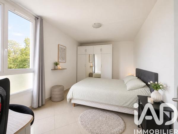 Appartement à vendre 4 pièces 79 m² Livry-Gargan