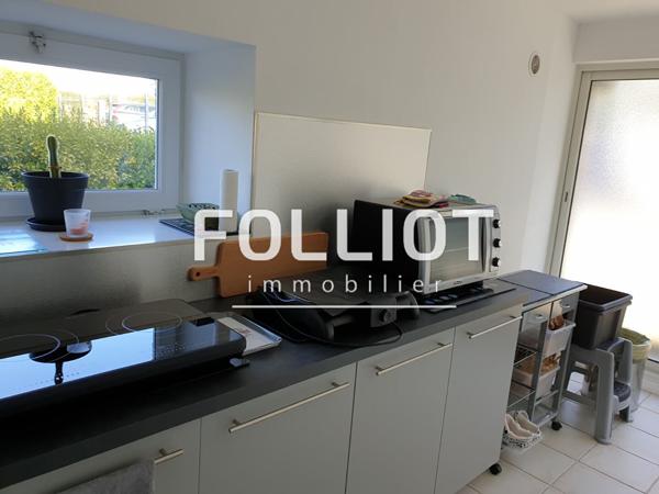 Superbe maison en pierre à vendre à Coutances - 8 pièces, 330 m²