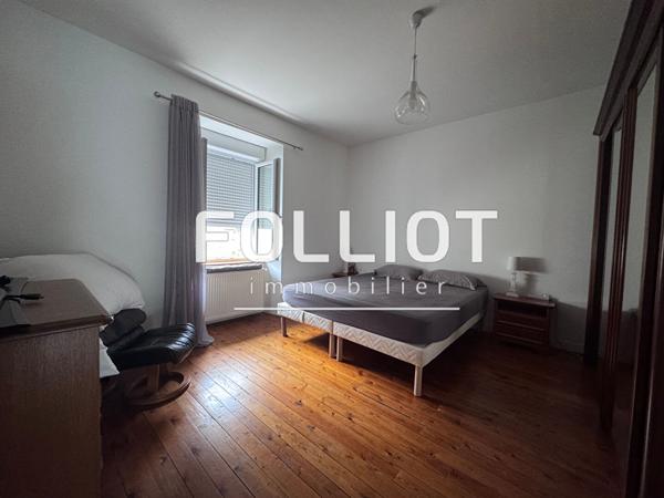 Superbe maison en pierre à vendre à Coutances - 8 pièces, 330 m²