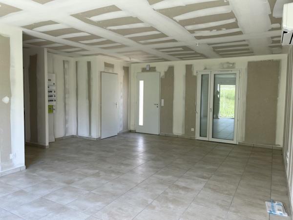 Maison à vendre |  Saint-Astier |  4 pièces | 90 m²