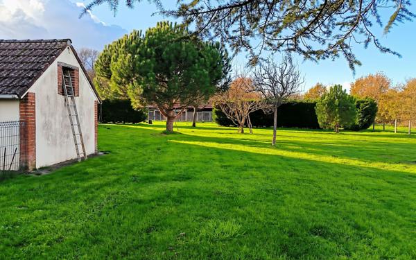 Maison à vendre    3 pièces •  Châtres-sur-Cher