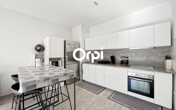 Appartement à vendre    4 pièces • 78,16 m2 La Ciotat