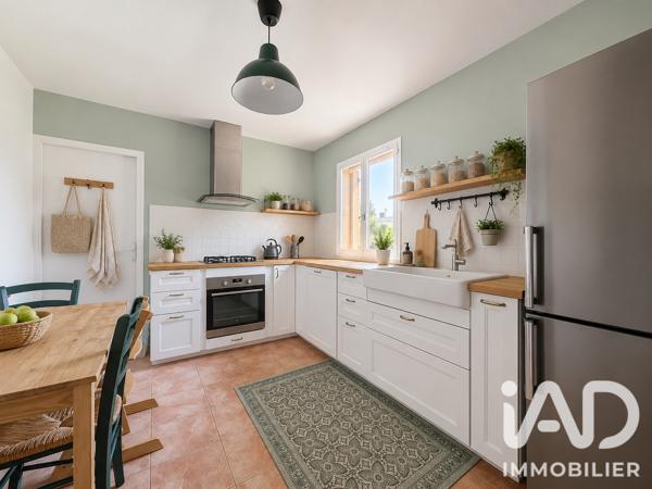 Maison à vendre 5 pièces 100 m² La Fare-les-Oliviers