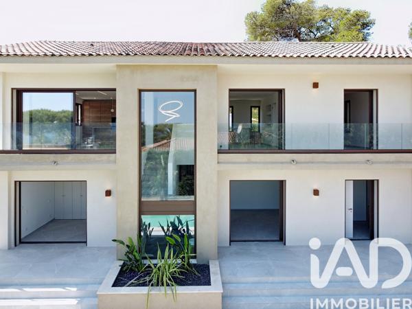 Maison à vendre 7 pièces 182 m² Roquebrune-sur-Argens
