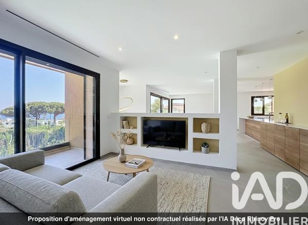 Maison à vendre 7 pièces 182 m² Roquebrune-sur-Argens