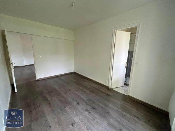 Appartement à louer 2 pièces 37.78m² Avrainville (91630)