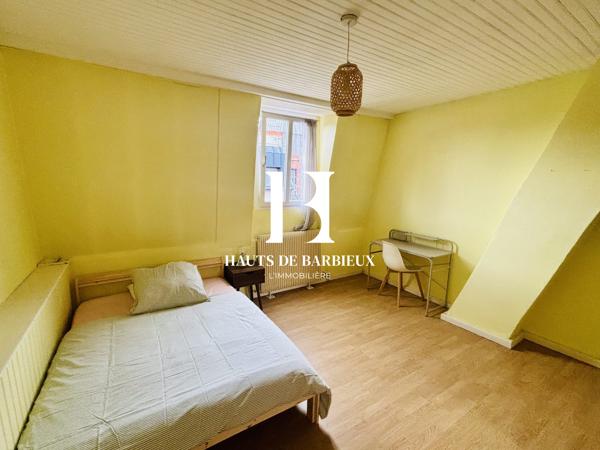 Maison mitoyenne 2 côtés à louer, 5 pièces - Roubaix 59100
