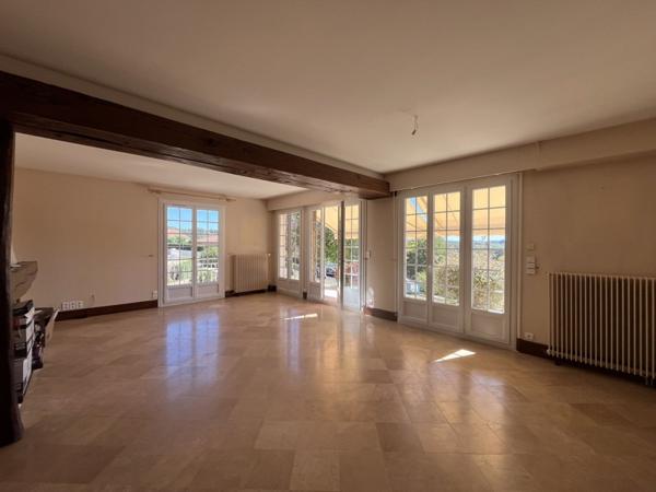 Maison à vendre 378 000 € Saint-Étienne-de-Maurs 7 p 196 m² DPE F