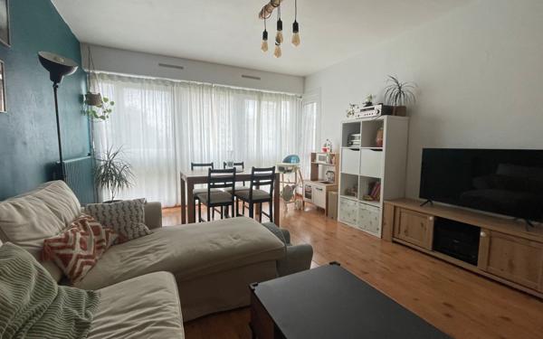 Appartement à vendre    3 pièces • 66,90 m2 Les Ulis