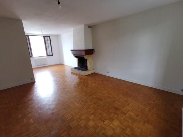 Belle Maison Secteur Privilégié...