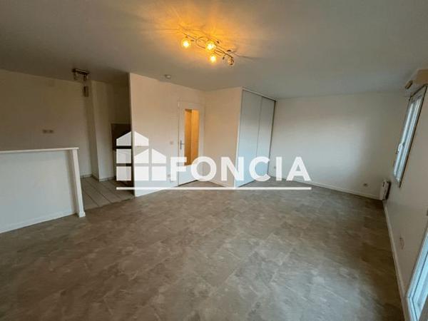 Location Studio 34.11 m² - 49-49B RUE J BODIN DE BOISMORTIER Roissy En Brie 77680