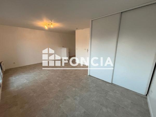 Location Studio 34.11 m² - 49-49B RUE J BODIN DE BOISMORTIER Roissy En Brie 77680