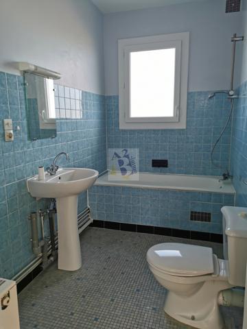 Location t1 Angouleme (16000), 33.58m² avec 1 pièce(s). Agence Allard Brimeaud