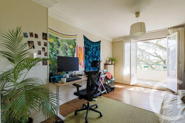Appartement F3 à vendre  3 pièces - 76,61 m 2   GRENOBLE  - 38