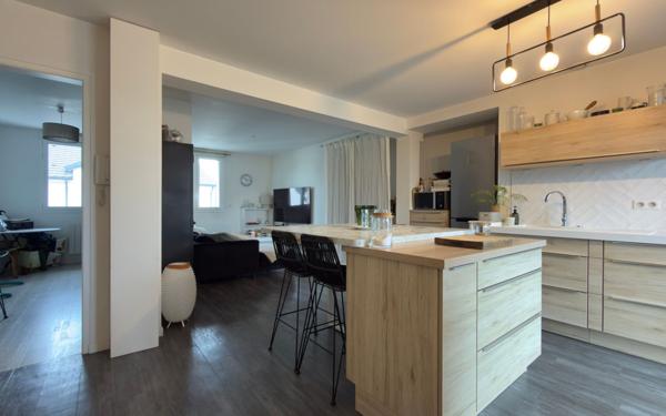 Appartement à vendre    4 pièces • 76 m2 Neuilly-sur-Marne