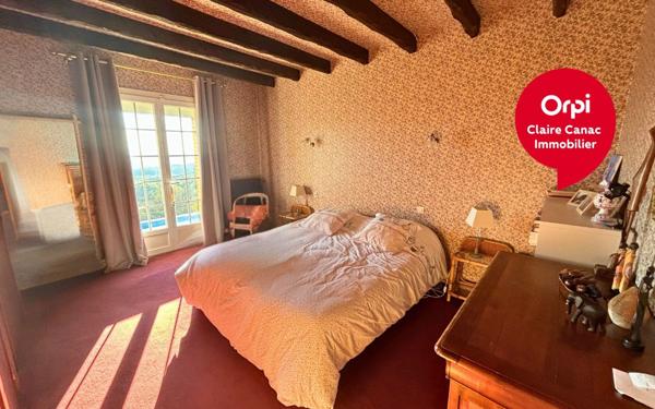 Maison à vendre    5 pièces •  Burlats