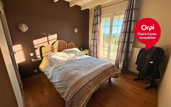 Maison à vendre    5 pièces •  Burlats