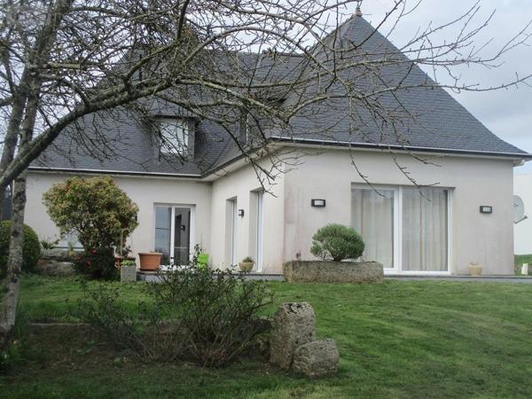 Maison à vendre à Carhaix-Plouguer dans le Finistère (29270), ref : 29064-1042480