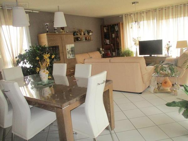 Maison à vendre à Carhaix-Plouguer dans le Finistère (29270), ref : 29064-1042480