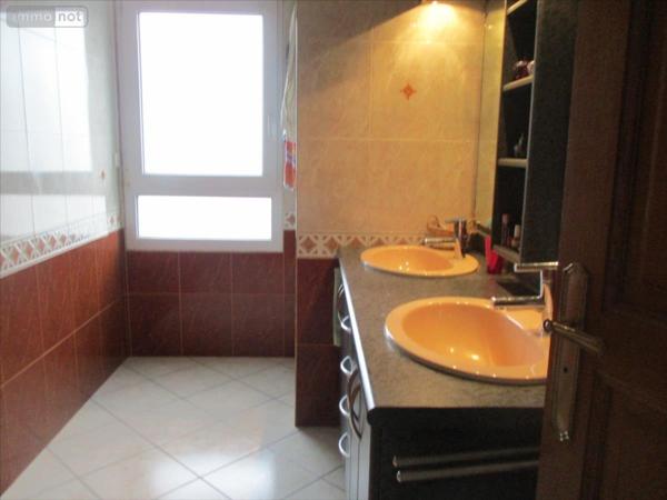 Maison à vendre à Carhaix-Plouguer dans le Finistère (29270), ref : 29064-1042480