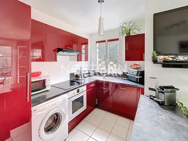 A VENDRE : Fontenay le Fleury , appartement de 3 pièces 60 m2, avec balcon, cave et parking